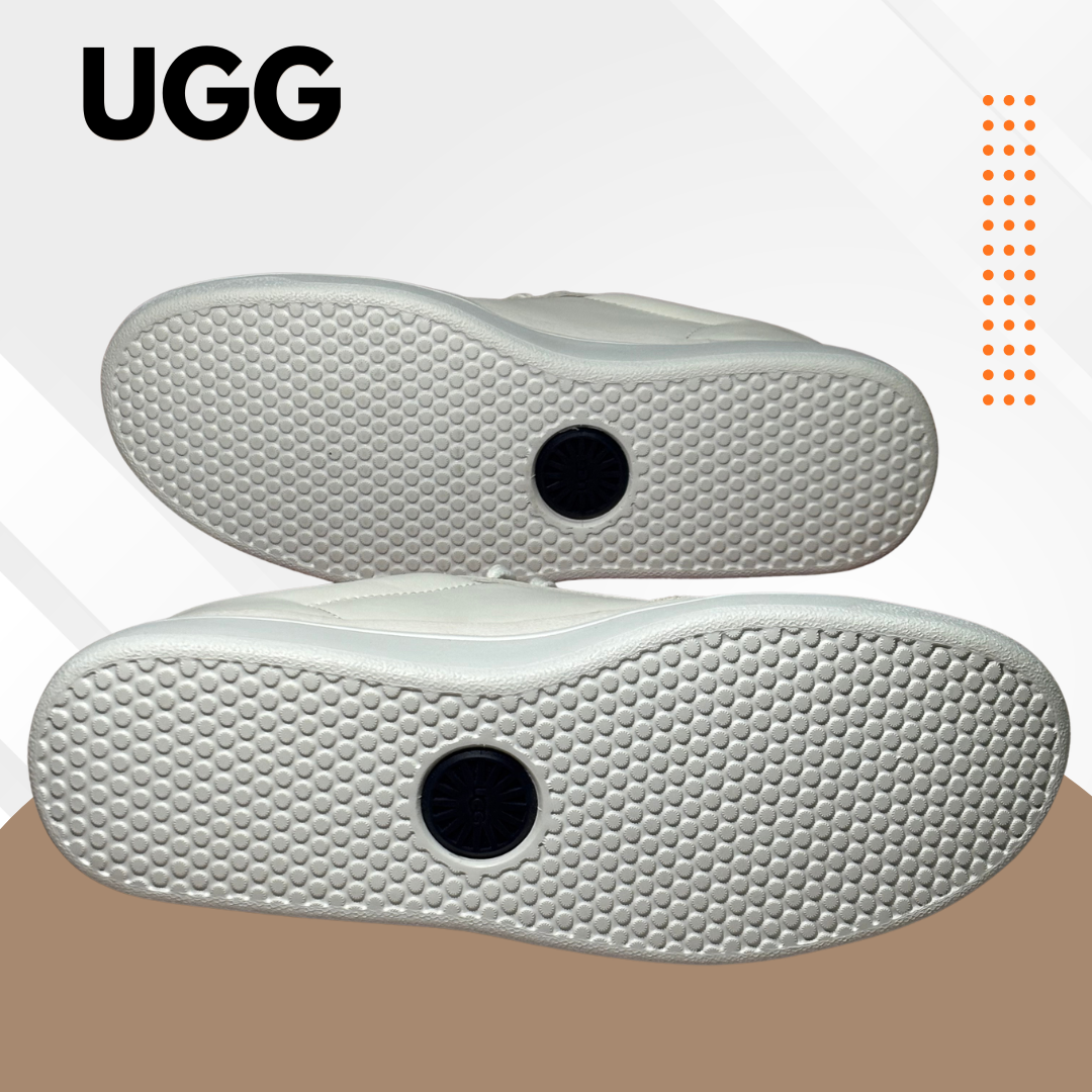 UGG Blanc et Bleu - Usagé - Très bon état - taille 9