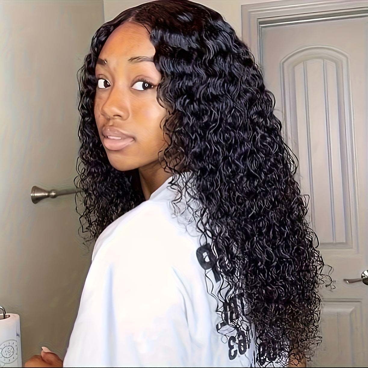 Perruque longue bouclée noire sans colle, 180 % densité, résistante à la chaleur

