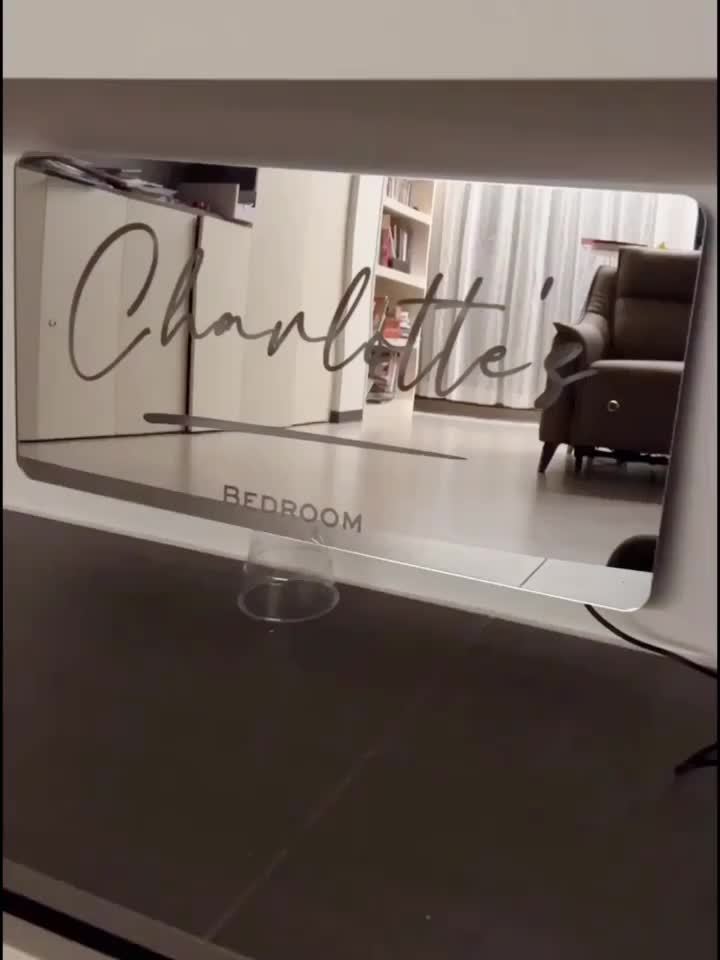 Plaque LED personnalisée avec prénom Charlottes- décoration lumineuse pour chambre