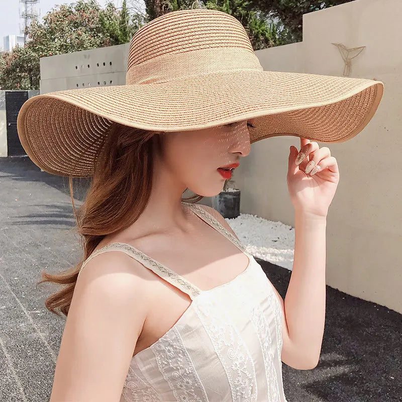 Chapeau de paille d'été femme style coréen avec large bord, pliable et anti-UV

