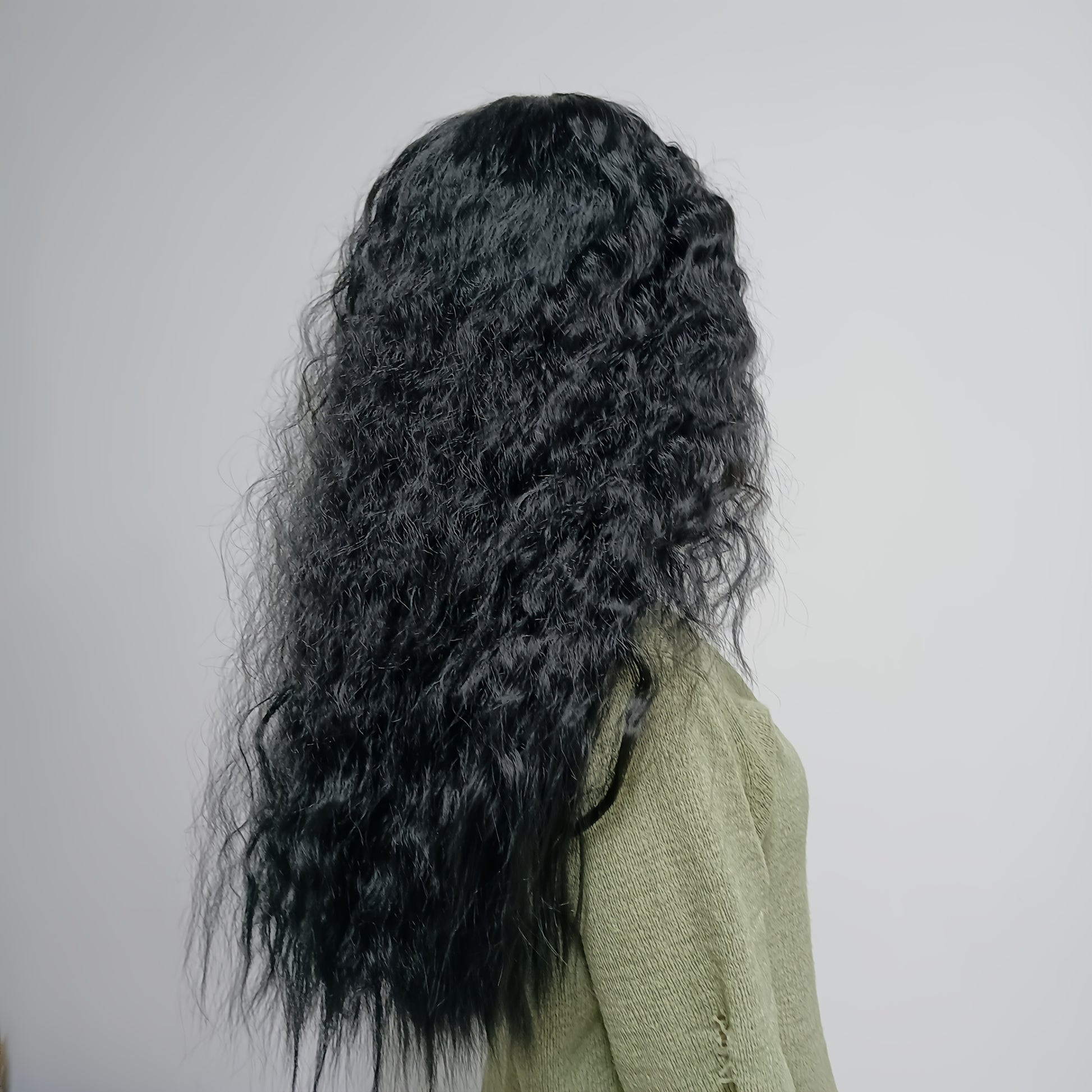 Perruque longue bouclée noire sans colle, 180 % densité, résistante à la chaleur

