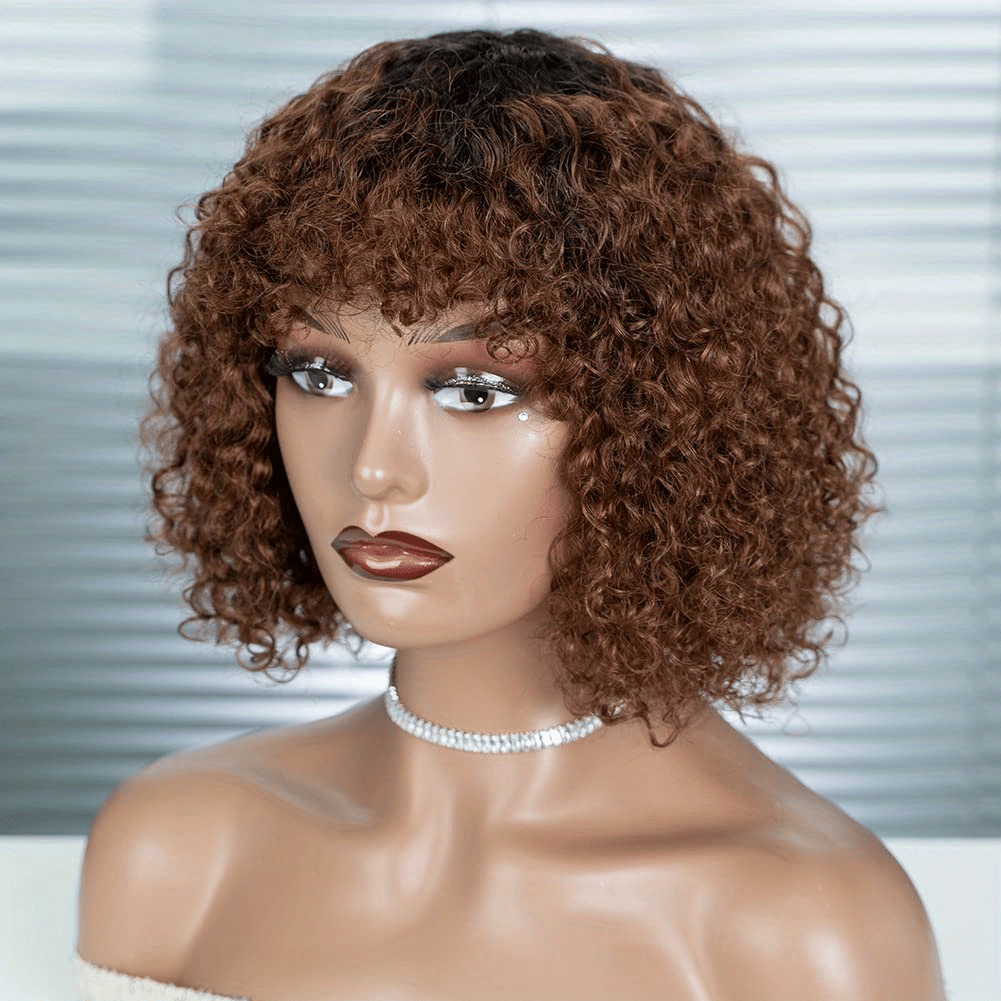 Perruque courte pixie bouclée brune en cheveux humains avec frange