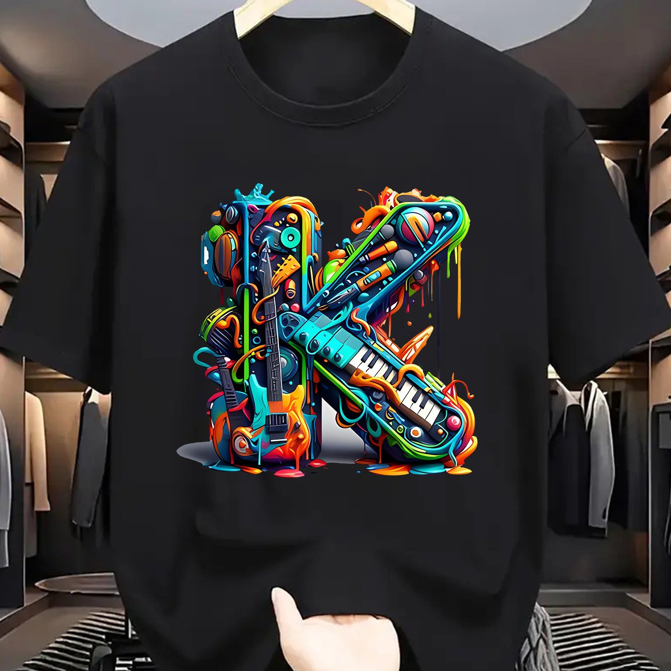 T-shirt homme à manches courtes avec imprimé graffiti coloré – style streetwear décontracté pour l'été

